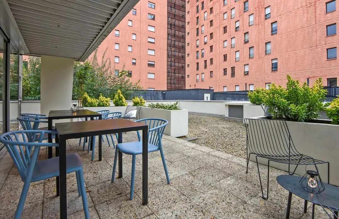Appart'City Confort Lille - Euralille-1